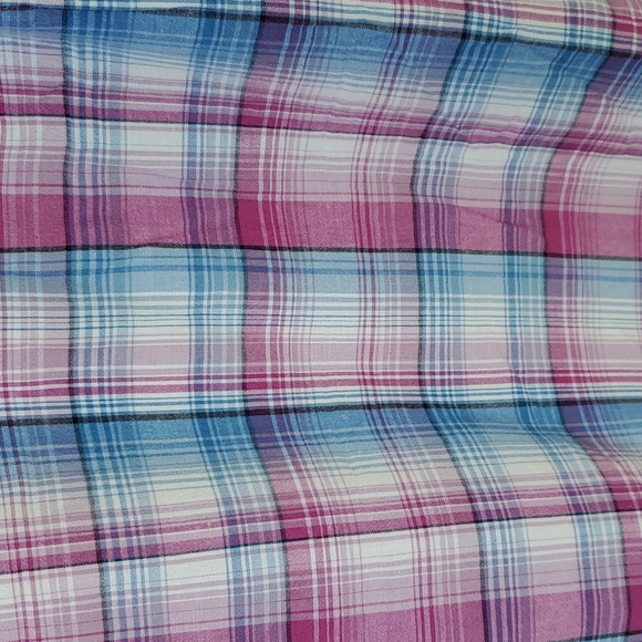 3/$30 Northern Reflections Sleeveless Rayon Top - Picture 3 of 7